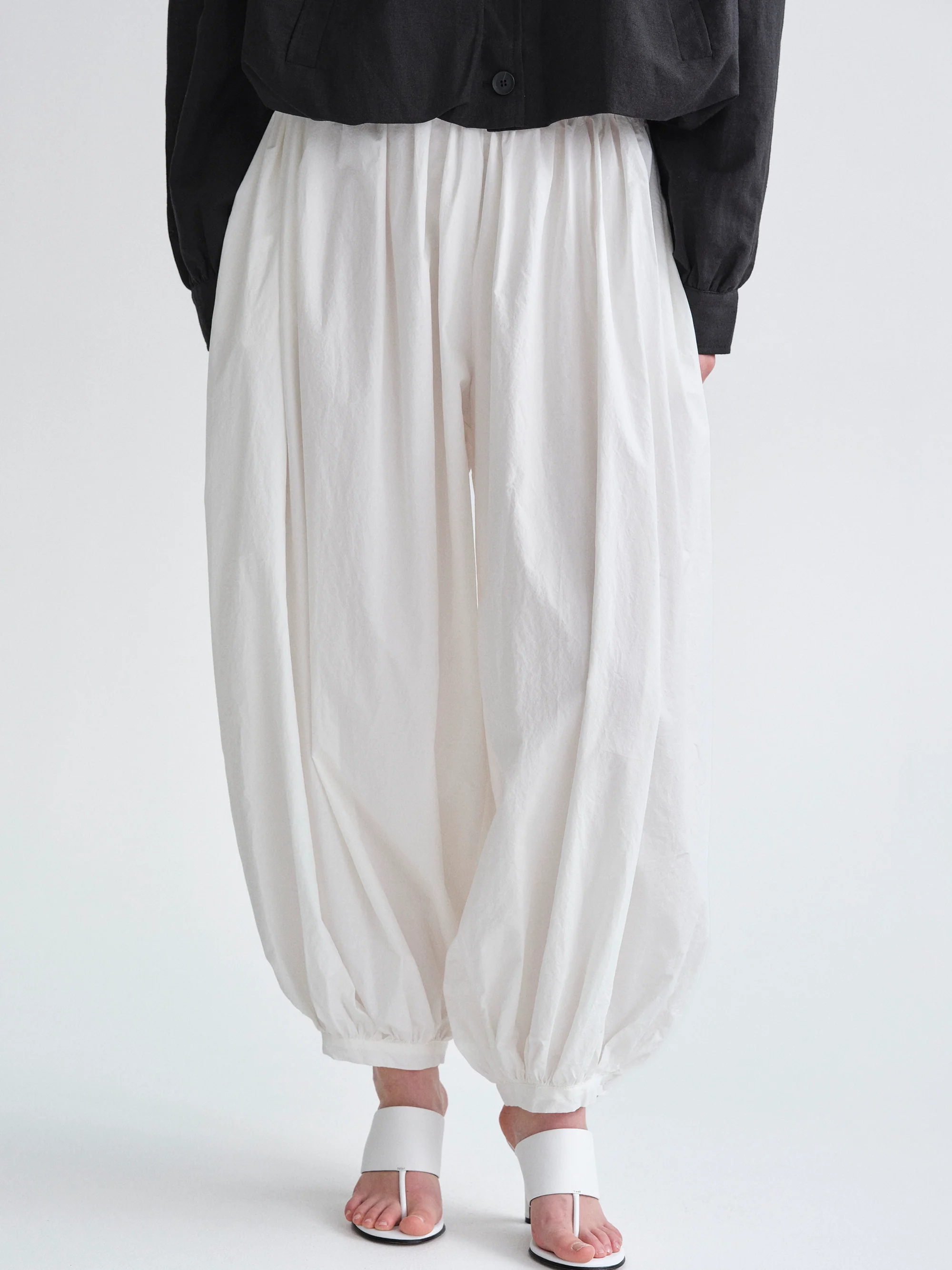 Rumi Balloon Parachute Pants, White - Image 4