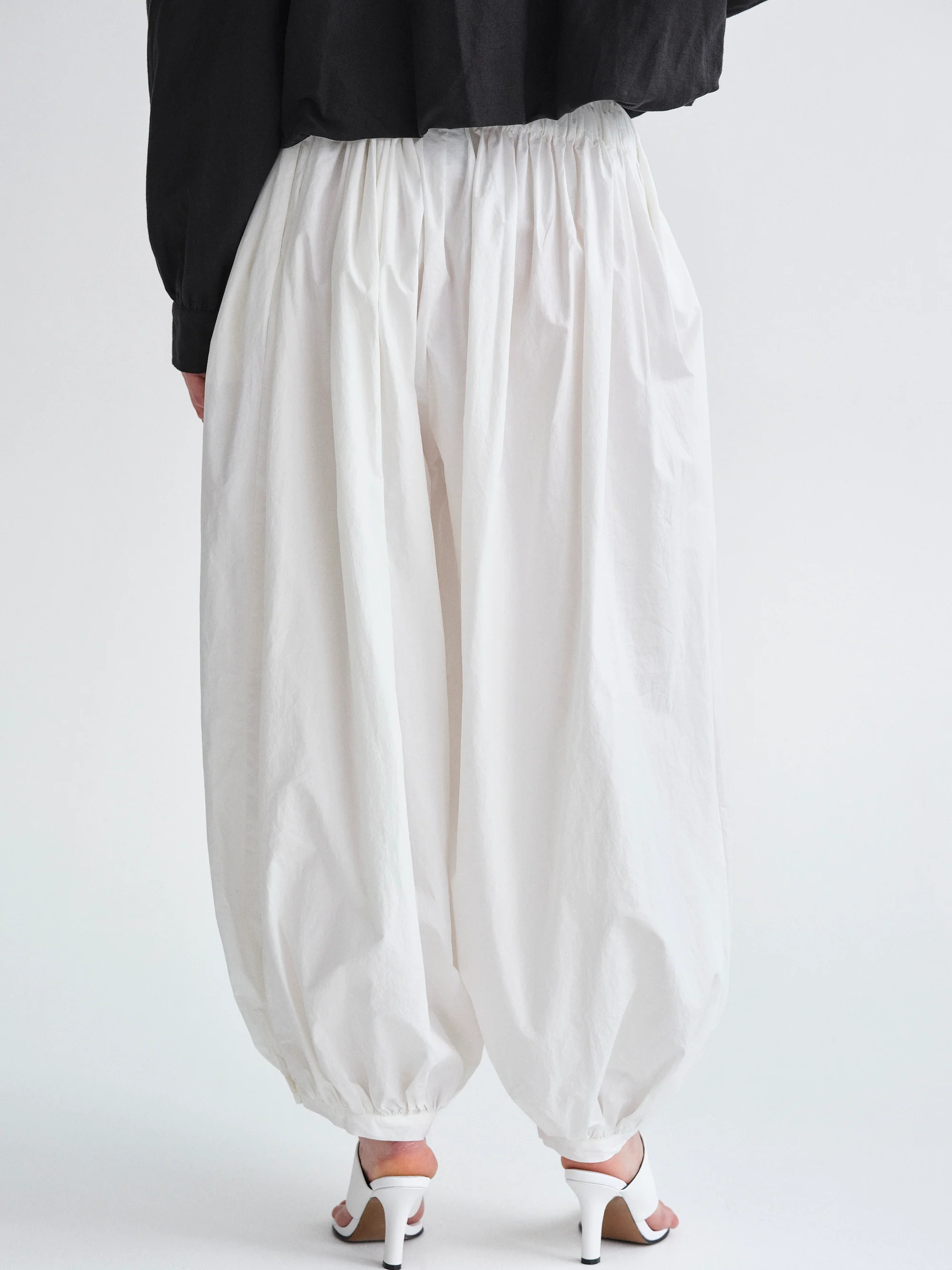 Rumi Balloon Parachute Pants, White - Image 7